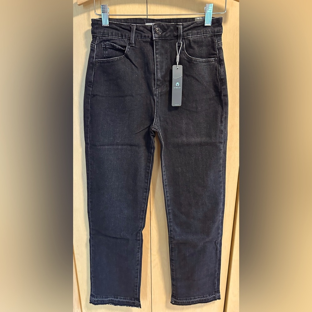 Tractr High-Rise Straight Leg Jeans - NWT